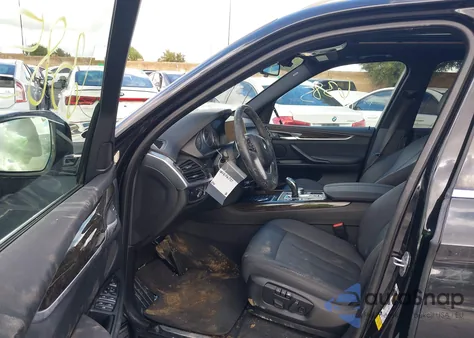 2018 BMW X5 Sdrive35I z USA, uszkodzony, nr VIN 5UXKR2C50J0Z22527